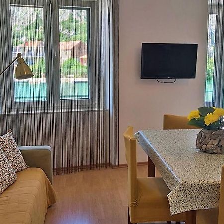 Apartment Mandic Omis Luaran gambar