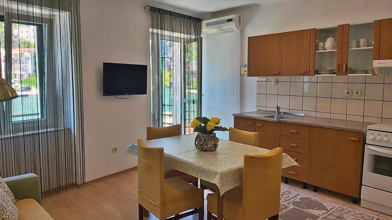 Apartment Mandic Omis Luaran gambar