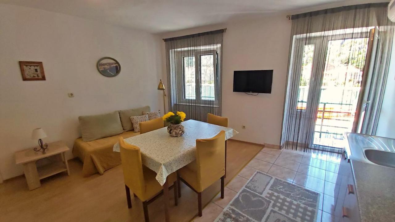 Apartment Mandic Omis Luaran gambar